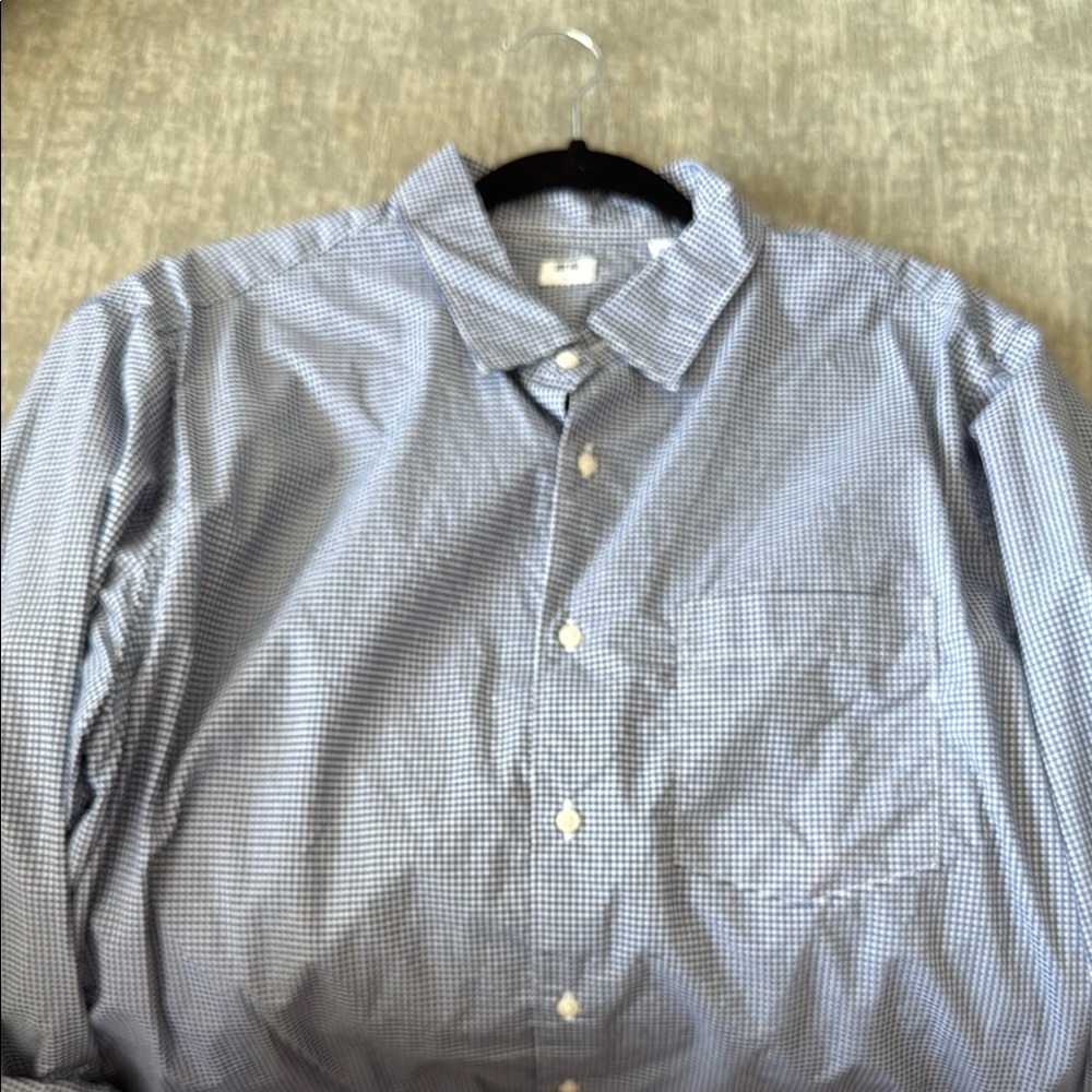 Uniqlo Blue Casual Button Down Shirt Classic Collar